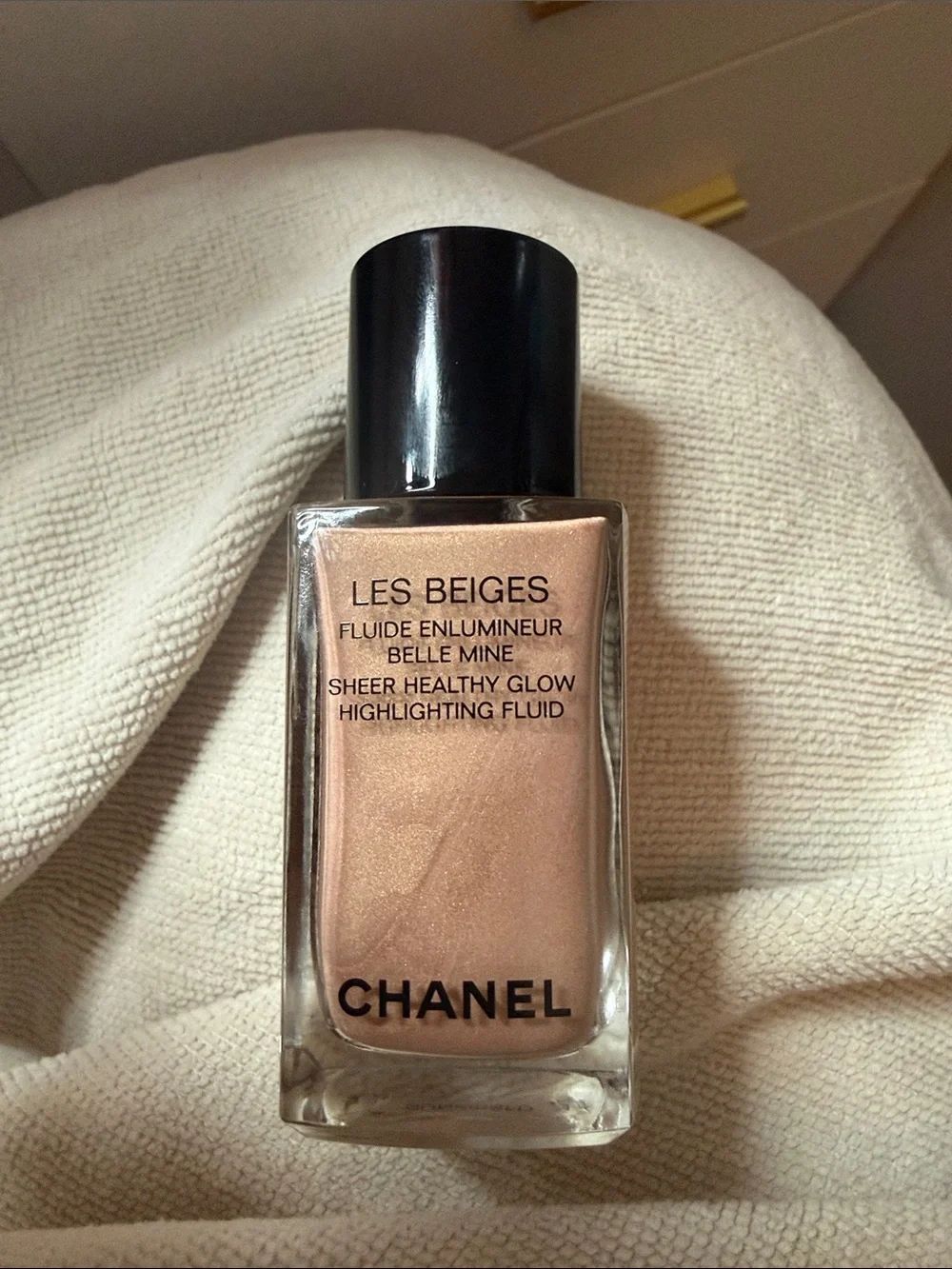 CHANEL Les Beiges Sheer Highlighting Fluid - Sun-kissed barely used